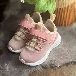 Girl shoes puma